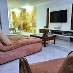 Copacabana Experience, 10 Passos Do Calcadao